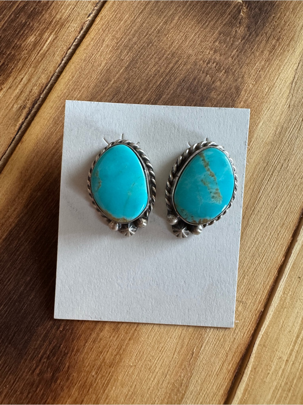 Native American Kingman Turquoise Stud Earrings